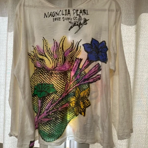 Magnolia Pearl Love Graphic Shirt in Orange and Black - Picture 4 of 5